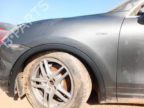 Used Left front fenders Left front fenders 38293655 38293655