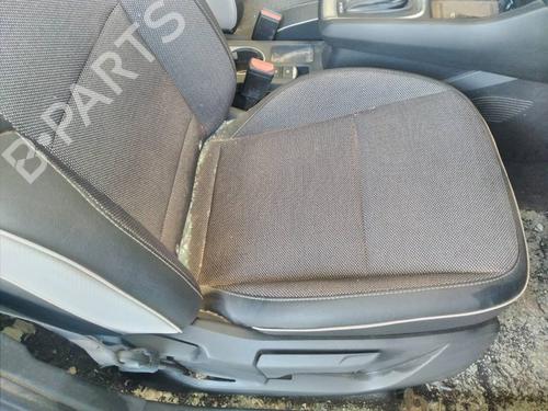 Right front seat RENAULT CAPTUR II (HF_) E-TECH 145 (HFMU) | BP19688700C16 
