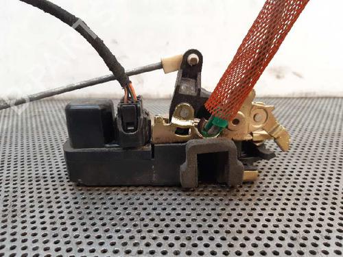 Used Front left lock CHRYSLER 300M (LR) 2.7 V6 24V (203 hp) 5838775