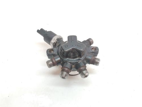 Used Injection rail Injection rail NISSAN ALMERA II Hatchback (N16) [2000-2026] 18150483 18150483