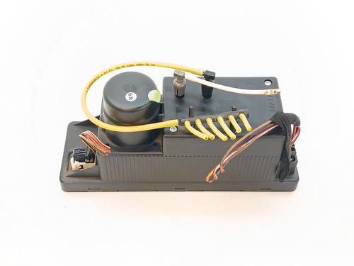 Used Comfort control module Comfort control module MERCEDES-BENZ E-CLASS (W210) E 300 D (210.020) (136 hp) 34402676 34402676