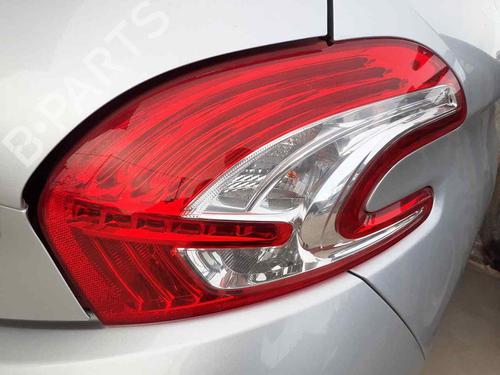 Right taillight PEUGEOT 208 I (CA_, CC_) | BP30055302C35