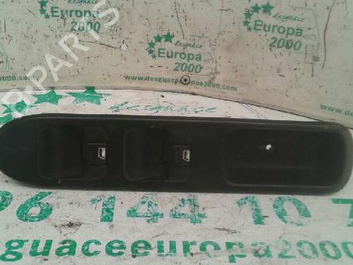 Used Left front window switch Left front window switch PEUGEOT 307 SW (3H) 1.6 HDI 90 (90 hp) 1356139 1356139