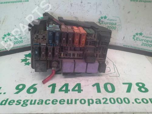 Used Fuse box Fuse box 589504 589504