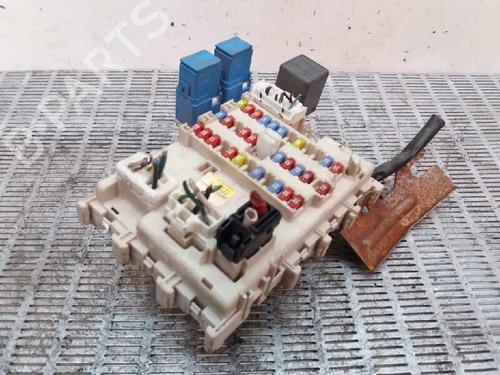 fuse-box-nissan-almera-ii-hatchback-n16-243505m310-2000-596660 main image