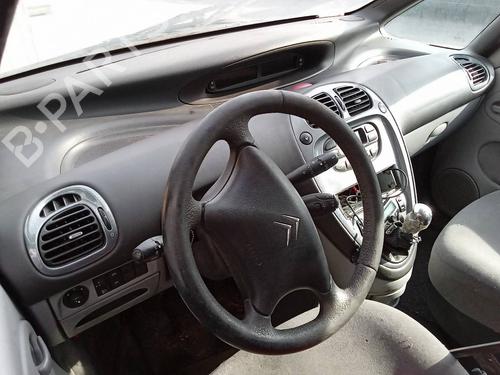 Left headlight CITROËN XSARA PICASSO (N68) 2.0 HDi | BP7004575C28 