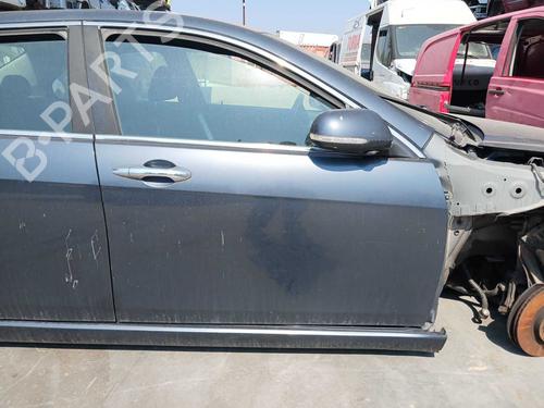 Used Right front door Right front door 37719097 37719097