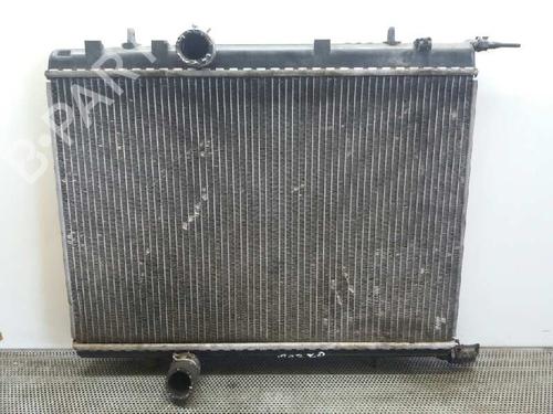 Used Water radiator Water radiator 2986677 2986677