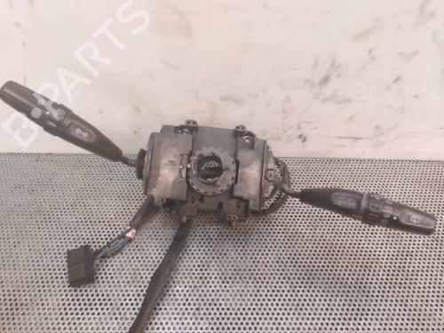 Used Headlight switch HYUNDAI H-1 Van (A1) 2.5 TD (80 hp) 1357724