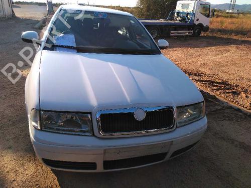 Engine control unit (ECU) SKODA OCTAVIA I (1U2) 1.9 TDI | BP4470764M57 