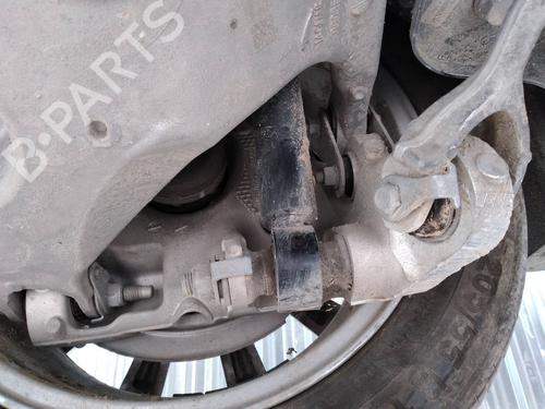 Fusee links achter JAGUAR XE (X760) 2.0 D (180 hp) 8050878