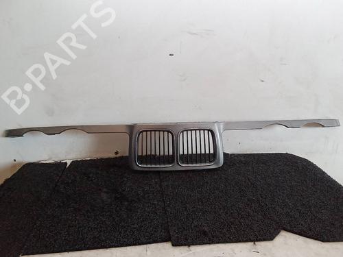 Used Grille BMW 5 (E34) 525 td (115 hp) 7166927
