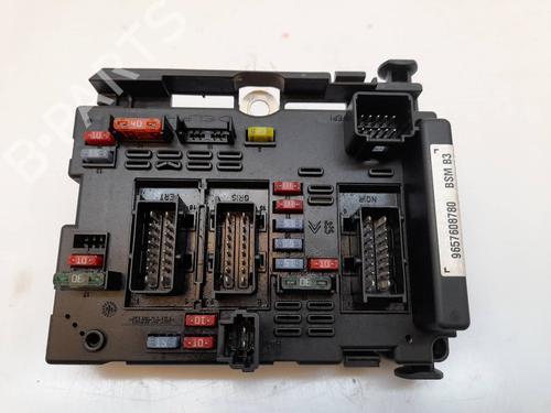 Used Fuse box PEUGEOT 206+ (2L_, 2M_) 1.1 (60 hp) 12302580