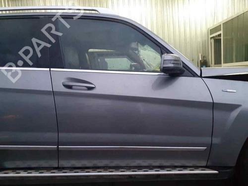 Used Right front door MERCEDES-BENZ GLK-CLASS (X204) [2008-2015]  30527377