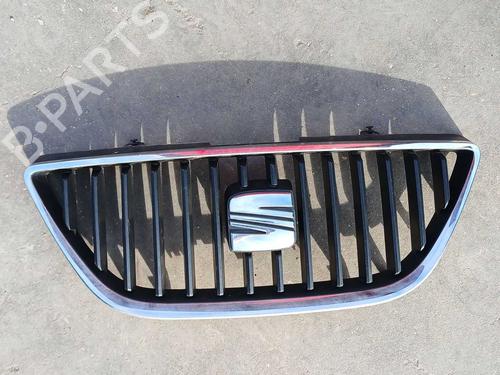 Used Grille Grille SEAT IBIZA IV SC (6J1, 6P5) 1.4 (85 hp) 40079520 40079520