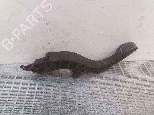 Clutch pedal FORD FIESTA V (JH_, JD_) 1.6 TDCi | BP8767760I13 