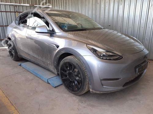 Front right wheel arch trim TESLA MODEL Y (5YJY)  | BP29532432C135 