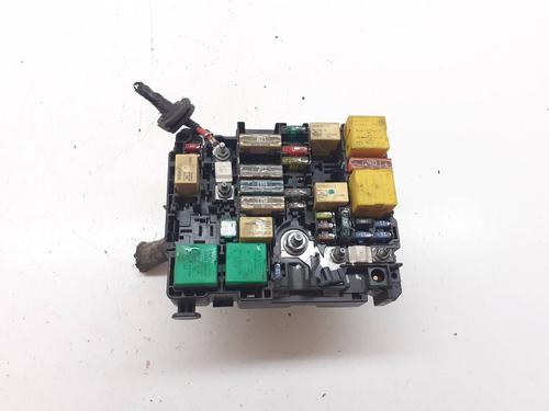 Used Fuse box Fuse box PEUGEOT 208 I (CA_, CC_) [2012-2021] 31089864 31089864