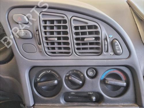 Fuse box MITSUBISHI ECLIPSE II (D3_A) 2000 GS 16V (D32A) | BP17020735E1 - Image 21