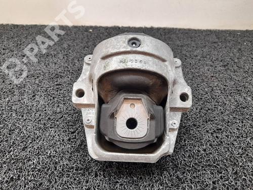 Used Engine mount Engine mount AUDI A4 B8 (8K2) 2.0 TDI quattro (143 hp) 10243554 10243554