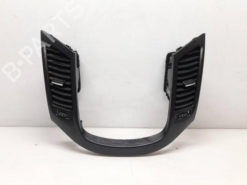 Used Middle console Middle console CHEVROLET ORLANDO (J309) [2010-2026] 11682791 11682791