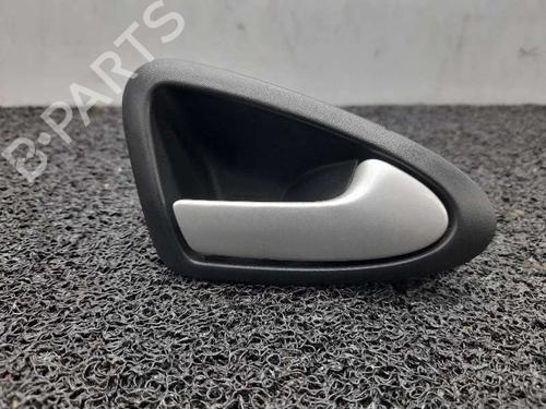 Used Rear right interior door handle Rear right interior door handle 6702246 6702246