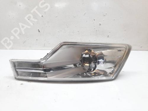 Used Right front fog light Right front fog light 12302821 12302821