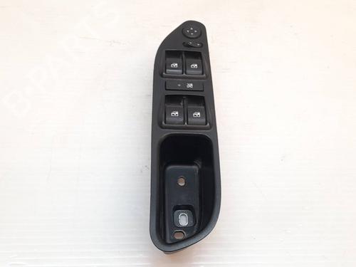 left-front-window-switch-fiat-tipo-hatchback-356_-357_-t098-2016-22549948 main image