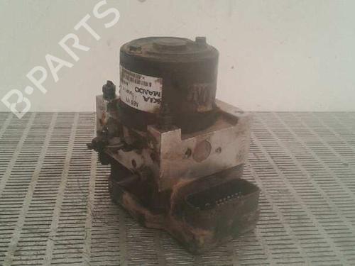 Used ABS pump KIA CARENS II MPV (FJ) 2.0 CRDi (113 hp) 126304