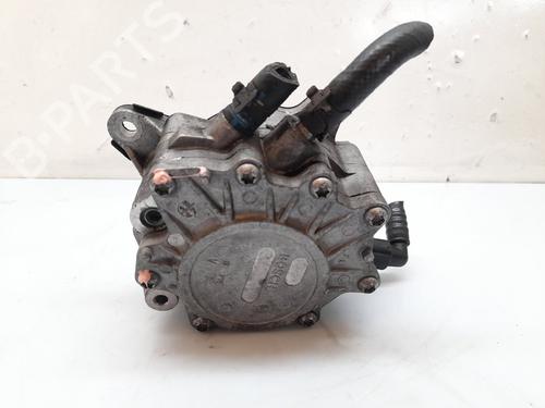 Used Vacuum pump AUDI A3 Sportback (8PA) 2.0 TDI 16V (140 hp) 12301559