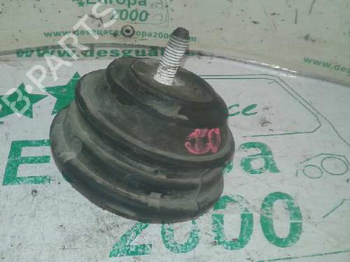 Used Engine mount BMW 5 (E39) 528 i (193 hp) 10243351