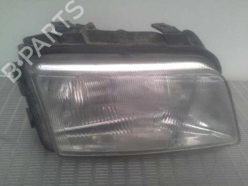 Phare droit AUDI A4 B5 (8D2) 1.8 T (150 hp) 116808