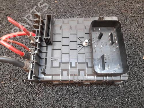 Fuse box VW TOURAN (1T1, 1T2) 1.9 TDI | BP8153205E1 