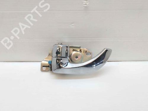 Used Rear left interior door handle Rear left interior door handle KIA SORENTO I (JC) 2.5 CRDi 4WD (140 hp) 29807344 29807344