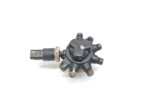 Used Injection rail Injection rail RENAULT KANGOO (KC0/1_) 1.5 dCi (KC07) (65 hp) 1858169 1858169