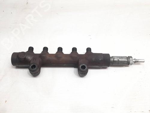 Used Injection rail CITROËN JUMPER II Platform/Chassis 2.2 HDi 120 (120 hp) 31060453