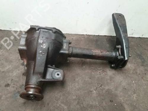 Used Front differential MITSUBISHI PAJERO II (V3_W, V2_W, V4_W, V5_W) [1990-2001]  12312868