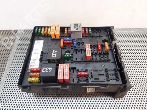 fuse-box-vw-golf-v-1k1-1k0937124k-2003-2004-2005-2006-2007-2008-2009-2010-3440679 main image