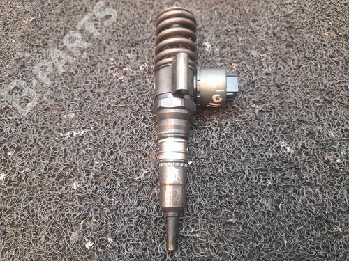 injector-audi-a3-8p1-03g130073g-2003-2004-2005-2006-2007-2008-2009-2010-2011-2012-2013-10385344 main image