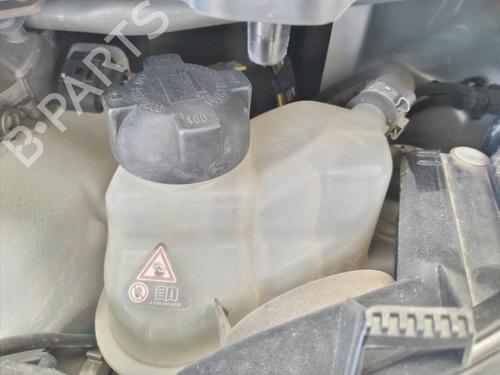 Used Expansion tank SMART FORTWO Coupe (451) 1.0 (451.331, 451.380) (71 hp) 10539500