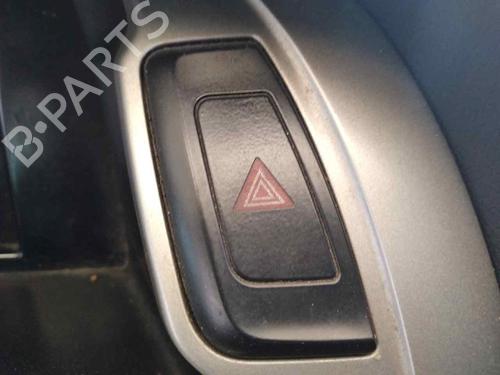 warning-switch-audi-a4-b8-8k2-20-tdi-2007-2008-2009-2010-2011-2012-2013-2014-2015-2016-2017-17988205 main image