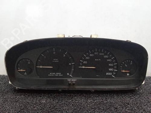 Used Instrument cluster Instrument cluster 8881580 8881580