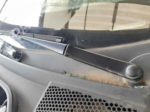 front-wipers-mechanism-seat-arona-kj7-kjp-2017-21806590 main image
