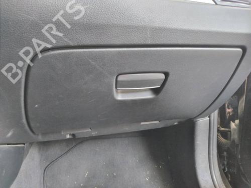 Dashboardkastje BMW X1 (E84) sDrive 18 d (143 hp) 9213811