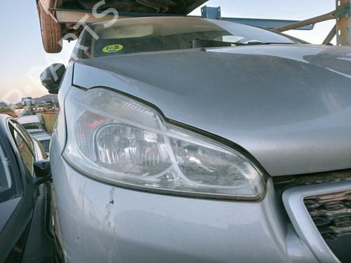 Højre forlygte PEUGEOT 208 I (CA_, CC_) [2012-2021]  29984190