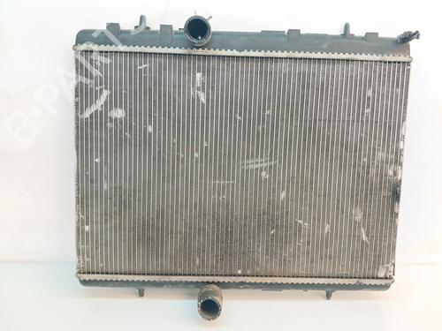 Used Water radiator Water radiator 37198655 37198655