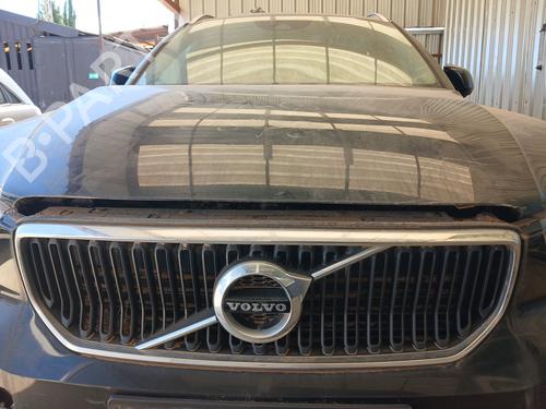 grille-volvo-xc40-536-2017-34120038 main image