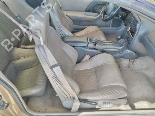 Used Right front seat Right front seat CHEVROLET CAMARO Convertible 3.8 V6 (193 hp) 16038932 16038932
