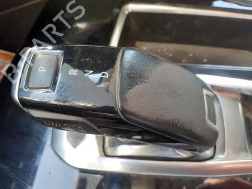 Used Gear lever PEUGEOT 3008 II SUV (MC_, MR_, MJ_, M4_) [2016-2025]  26200056