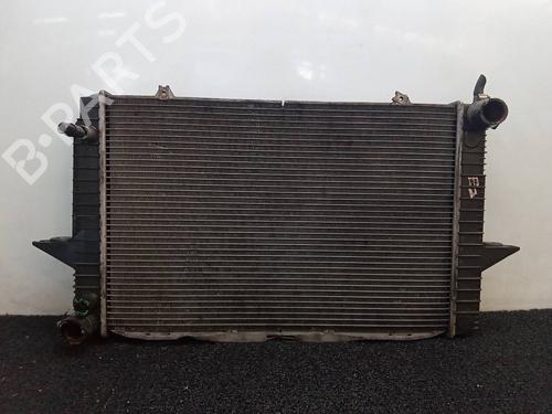 Used Water radiator Water radiator 9037888 9037888